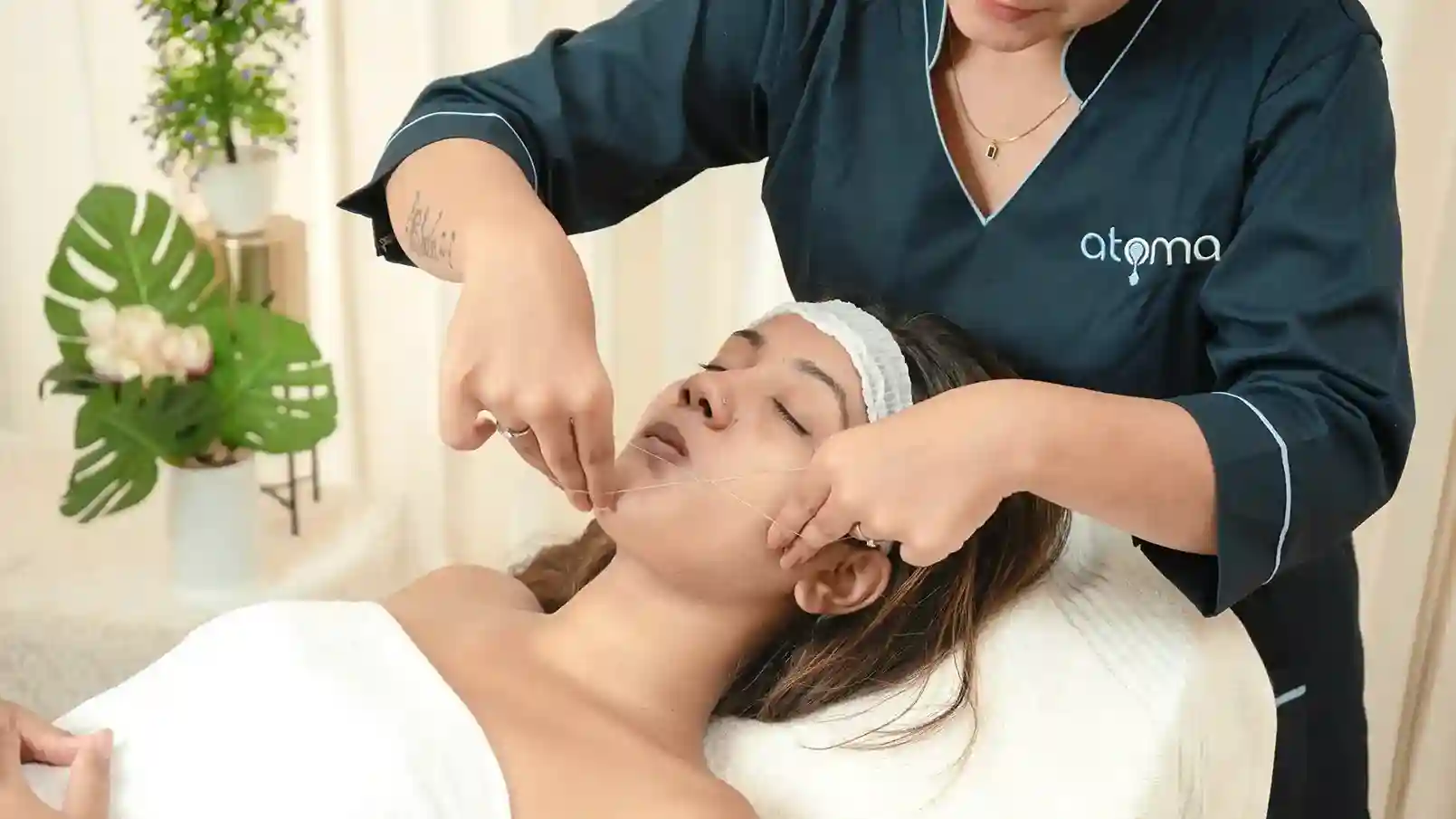 Upper Lips Threading